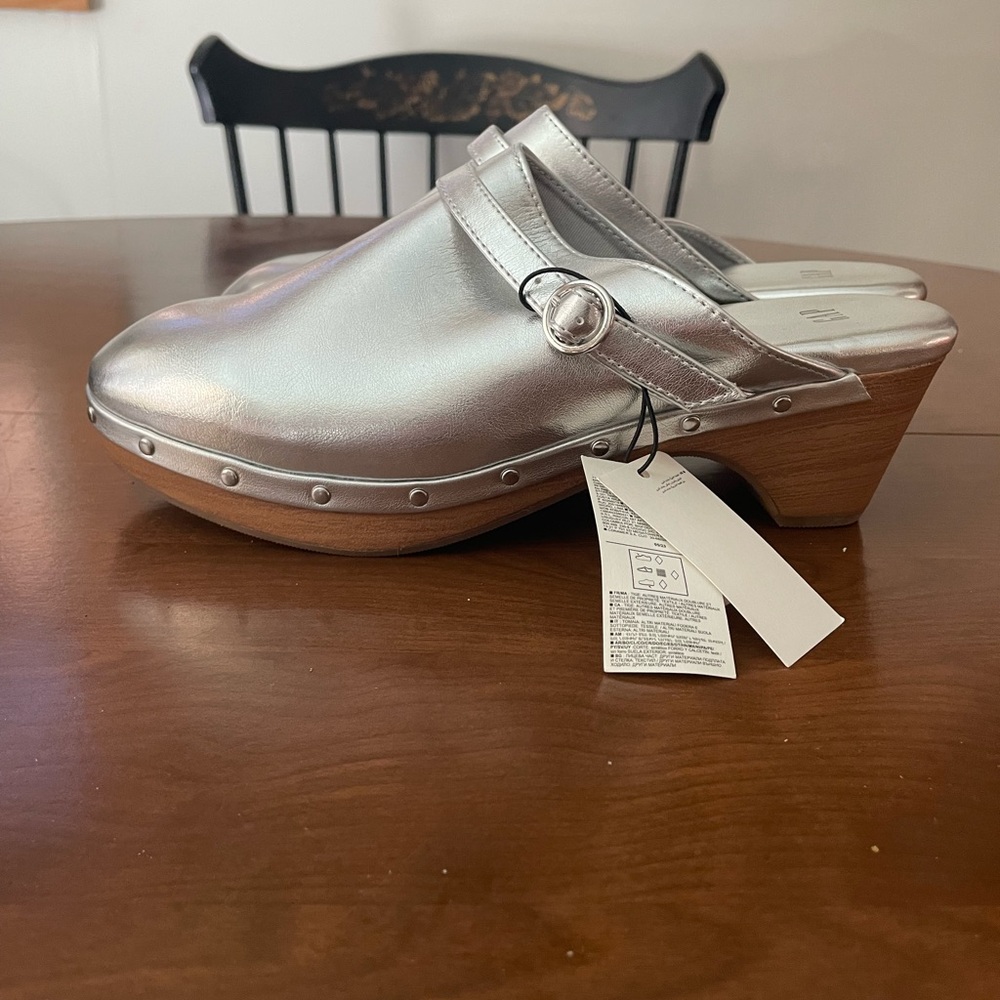 GAP Metallic Silver Women's Mules